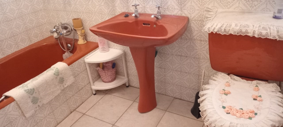 3 Bedroom Property for Sale in Neserhof North West